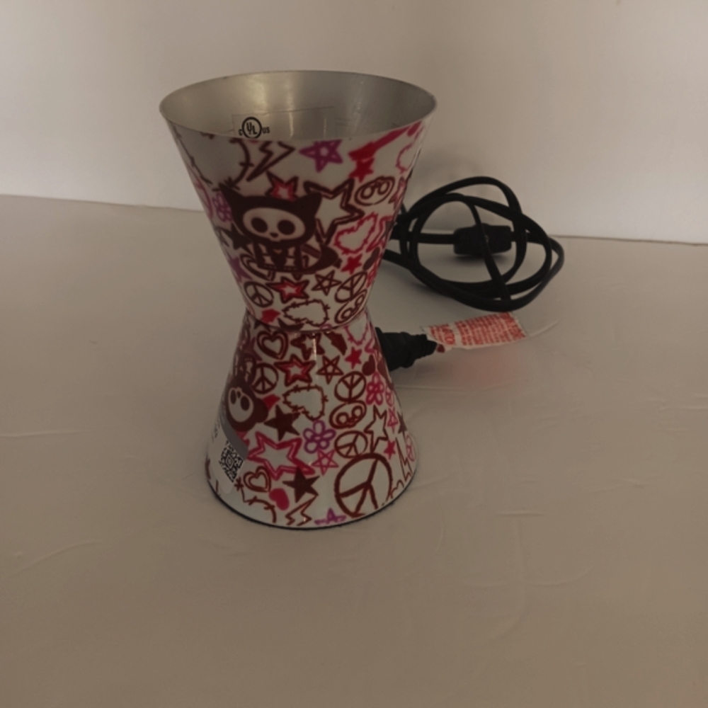 Skelanimals Lava Lamp Base With Bulb.